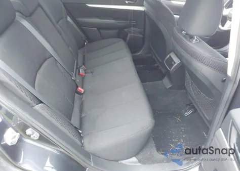 2011 Subaru Legacy 2.5I z USA, uszkodzony, nr VIN 4S3BMBA6XB3232554